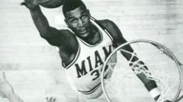 La reinvención obligada del fenómeno Ron Harper