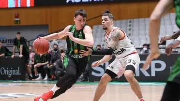 Triunfo vital y liderato para la Penya (79-72)