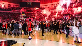 Ambientazo para el Olympiacos vs Fenerbahçe. Sold out en 9 minutos