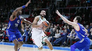 El Efes de Dunston y Heurtel crece a costa de un Baskonia insulso (96-85)