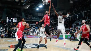 Valencia Basket pone su mira en este reboteador por el que lucha con ASVEL