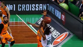 Valencia Basket consigue la segunda victoria en Limoges (74-79)