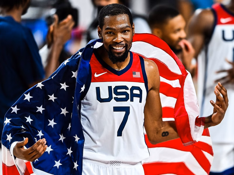 Los Avengers se reúnen: Durant, Curry, Booker y Davis jugarán los Juegos Olímpicos