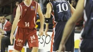 El italo-americano Ross Patrick Schraeder seguirá en la Adecco Oro de la mano del CB Tarragona