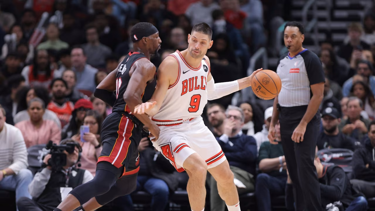 ¿Puede Panathinaikos firmar a este center NBA con promedios de 18 puntos y 10 rebotes?