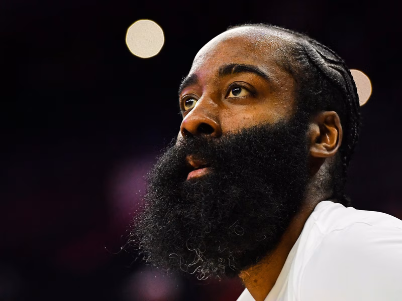 Sigue la novela de James Harden: un entrenador lo rechazó por una curiosa razón