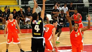 Liga portuguesa LPB (J7): Benfica corta la racha de Académica; Porto humilla a Ginásio; Ovarense se suma a la cabeza; Powers MVP