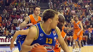 Drazen Anzulovic (entrenador de la Cibona) “Vujcic es el base del Maccabi”