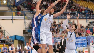 El GBC pone la quinta de la mano de Lasa y el Calzados Robusta continúa sin ganar