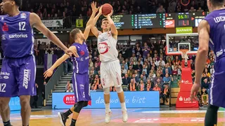 Tú a Múnich y yo a Zaragoza: T.J. Brey y D.J. Seeley intercambian puestos