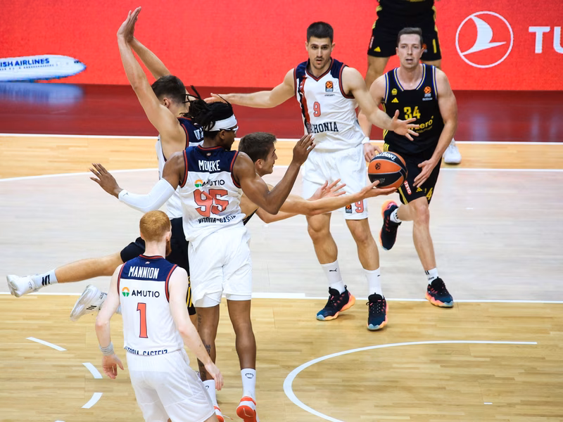 La mala suerte se ceba con Baskonia en forma de lesión