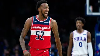 ExACB en la NBA (X): McRae tira la puerta abajo