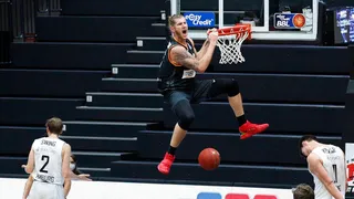 easyCredit BBL (J6): Ratiopharm Ulm se lleva frente a Hamburg el duelo de invictos