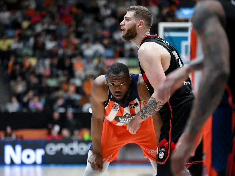 Duelo en el mercado ACB: UCAM Murcia y San Pablo Burgos, tras el mismo pívot