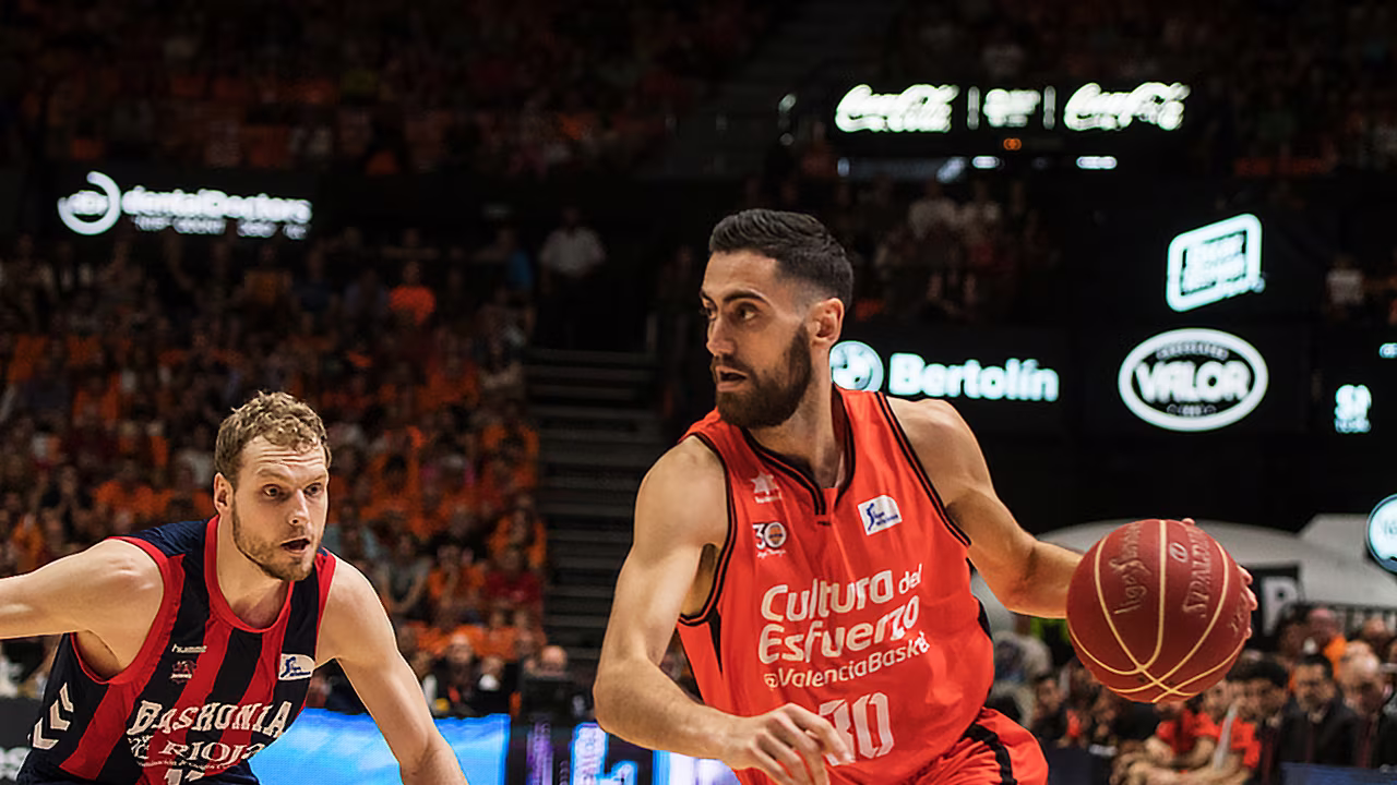 El Real Madrid piensa en Joan Sastre… y el Valencia en Jaka Blazic