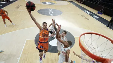 El Real Madrid pagará la cláusula de Alberto Abalde a Valencia Basket