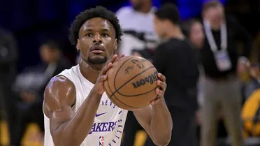 ¿Qué pasará con Bronny James en Los Ángeles Lakers la próxima temporada?
