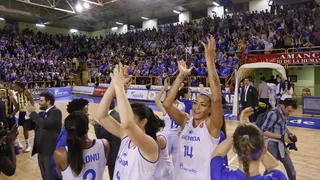 Würzburg lleva en volandas a un Perfumerías Avenida que fuerza el tercero (76-66)