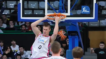 Los grandes clubes rusos lanzan sus redes sobre el mercado de la Liga Endesa