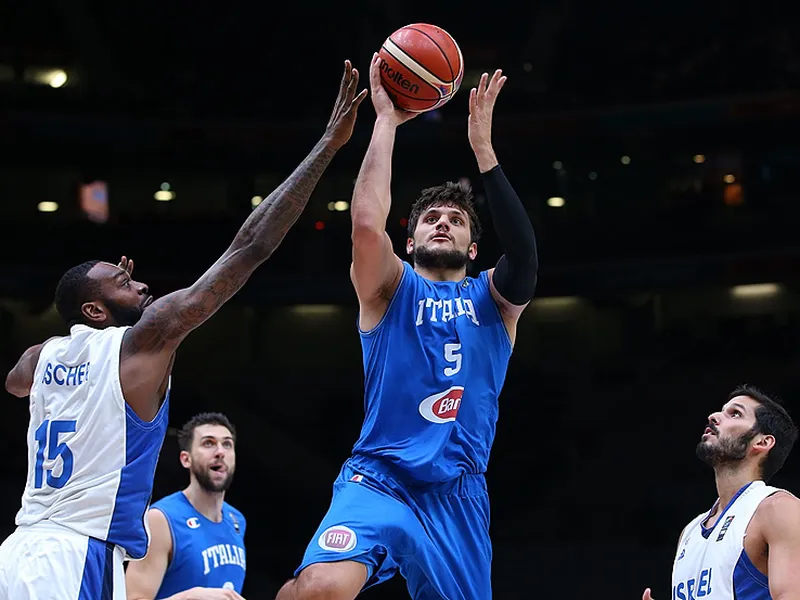Italia apabulla a Israel con Gentile estelar; la lesión de Bargnani, lunar negro
