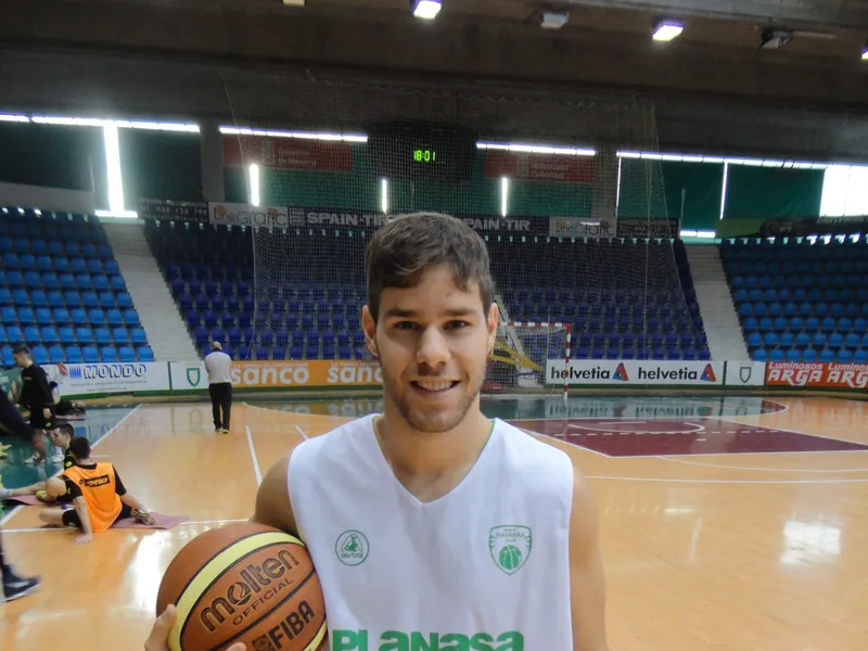 Cristian Díaz continuará en Planasa Navarra