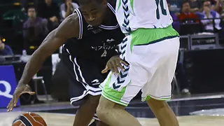 Carlos Jiménez deja de ser jugador, pero no abandona las pistas