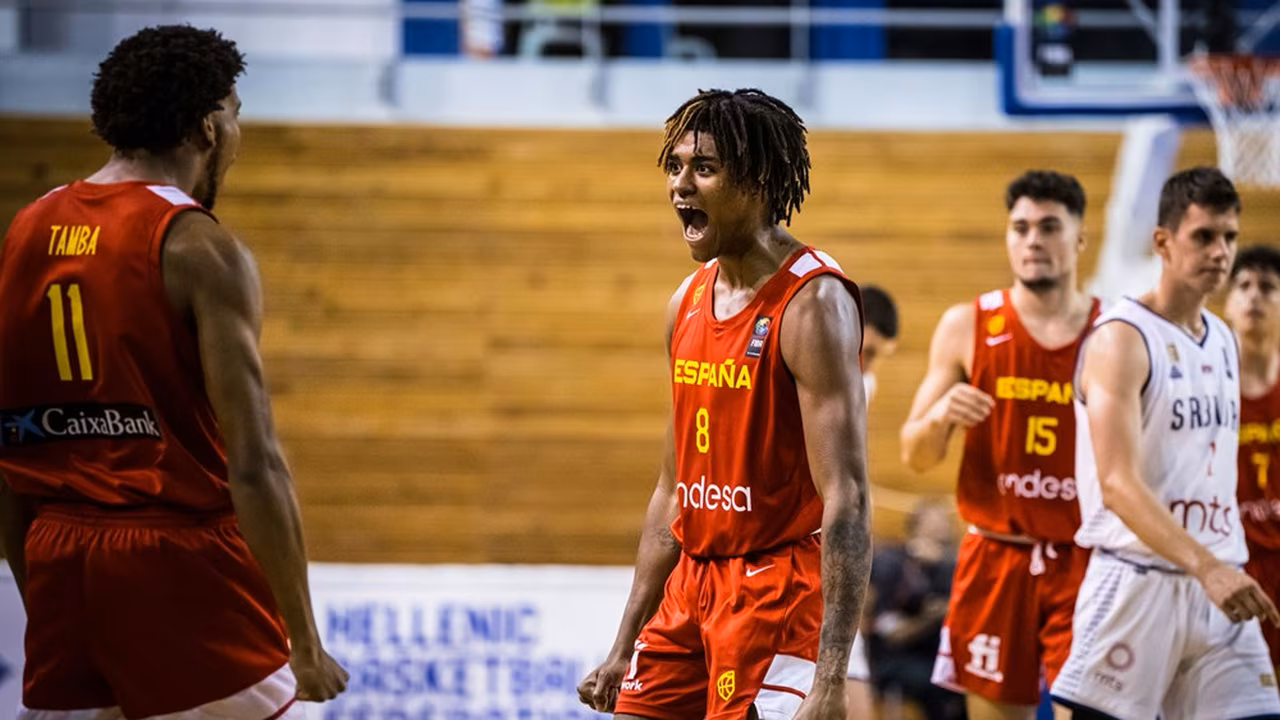Owen Aquino se consagra en Junior College y mira la NCAA