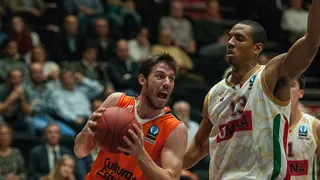 Valencia Basket vuelve a sacar el rodillo ante Umana Reyer Venecia (88-59)