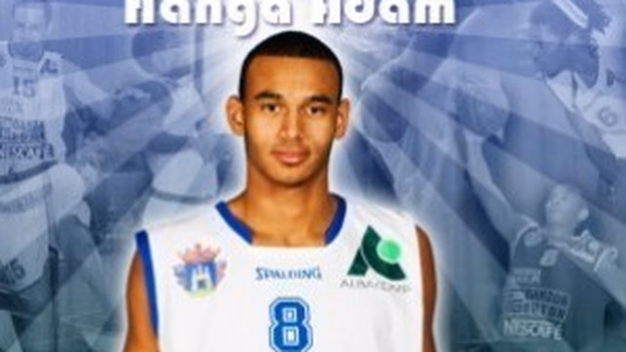 Assignia Manresa abre el mercado, llega Adam Hanga