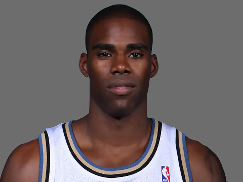 La Noche Americana: Antawn Jamison se suma al festín de los Lakers. A los Spurs le sale caro el desafío de Popovich. Triple-doble con 10 tapones de Larry Sanders