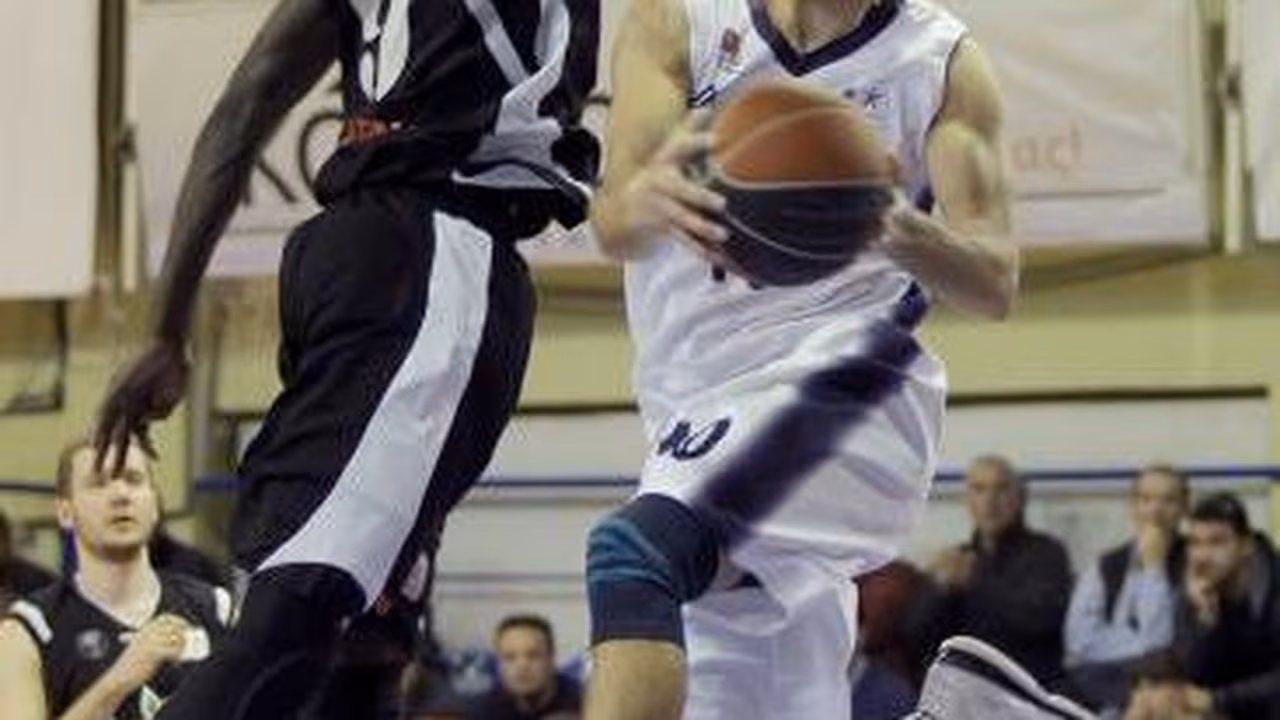 A-1 Ethniki (J18): Aris noquea a Panionios! Polémico final en el PAOK vs Olympiacos