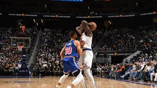 Noche NBA: Victorias de Heat y Suns. Warriors cae ante Knicks. Doncic se va hasta los 51!