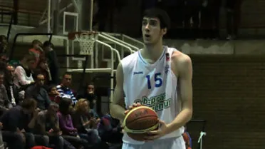 Albert Homs, de entrenar con el Madrid a tener una segunda oportunidad en el CB Prat