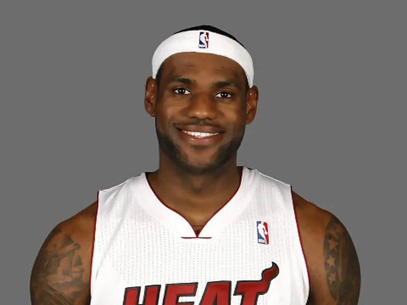 <i>King</i> James decide; Chicago, al borde del <i>KO</i>