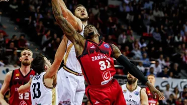 Vuelven los playoffs europeos a Zaragoza en forma de victoria (76-67)