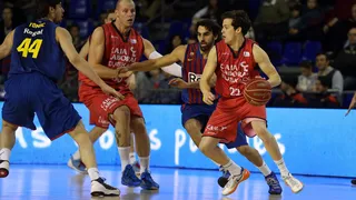 El Caja Laboral corta las aspiraciones del Barça por la segunda plaza (67-69)