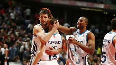 Euroleague J8 (viernes):  Real Madrid mata a Fenerbahçe en el último cuarto, Barça arrasa en el debut de Hezonja, Unicaja no aparece por Siena y Olympiacos sorprende a Zalgiris