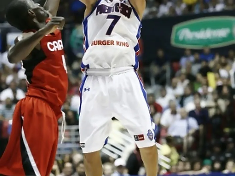 Carlos Arroyo gana la partida a Stephon Marbury y  jugará en Miami; Gelabale, adiós a los Lakers