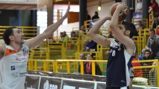 Adrián Casas refuerza el perímetro de Palma Air Europa