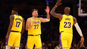 Los Ángeles Lakers insistirán con fichar a un pivot que acierta el 40% de triples