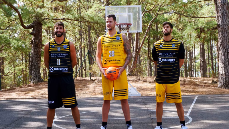 Repaso histórico a las camisetas del Club Baloncesto Canarias