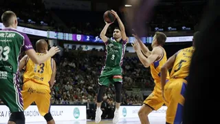 Jaime Fernández consolida el gran inicio del Unicaja ante el Gran Canaria (89-76)