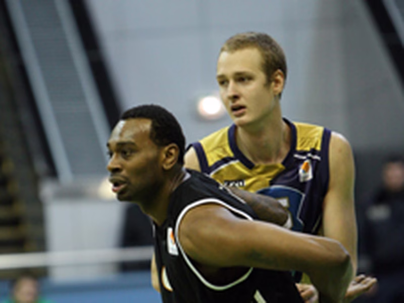 Zalgiris pierde la virginidad en LKL. ¿Cuánto cobra al mes D’or Fisher en Ucrania?