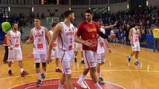 Montenegro: Regreso a la élite con overbooking en el juego interior y la duda de Rice