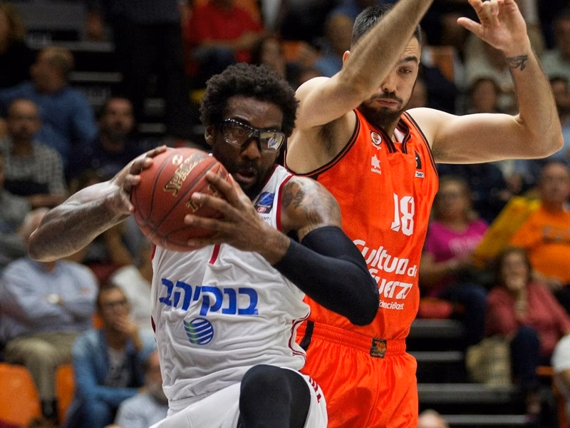 Valencia arrasa al Hapoel para completar la final española (90-75)