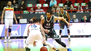 MoraBanc Andorra no consigue asaltar la fortaleza de Unics y les toca Villerbaunne (72-53)