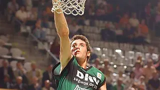 Euroliga: La canasta más rápida da la victoria al DKV en Málaga