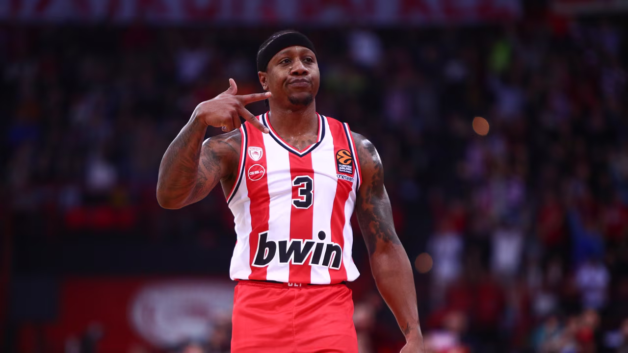 Mercado: Partizan, Anadolu Efes, Virtus y Maccabi buscan fichar al mismo base