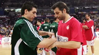 ¡Ligas Ext: Khimki se hunde y Olympiacos toma el OAKA; Troutman es la gran estrella de la LEGA y Savas el MVP de Turquía; se aprieta la tabla en Francia y el Benfica gana la Copa Hugo dos Santos!