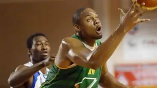 Adrian Moss seguirá defendiendo la camiseta de Palencia Baloncesto